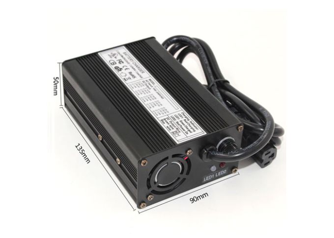 Laddare - 36V - 2A - DC 5.5x2.1